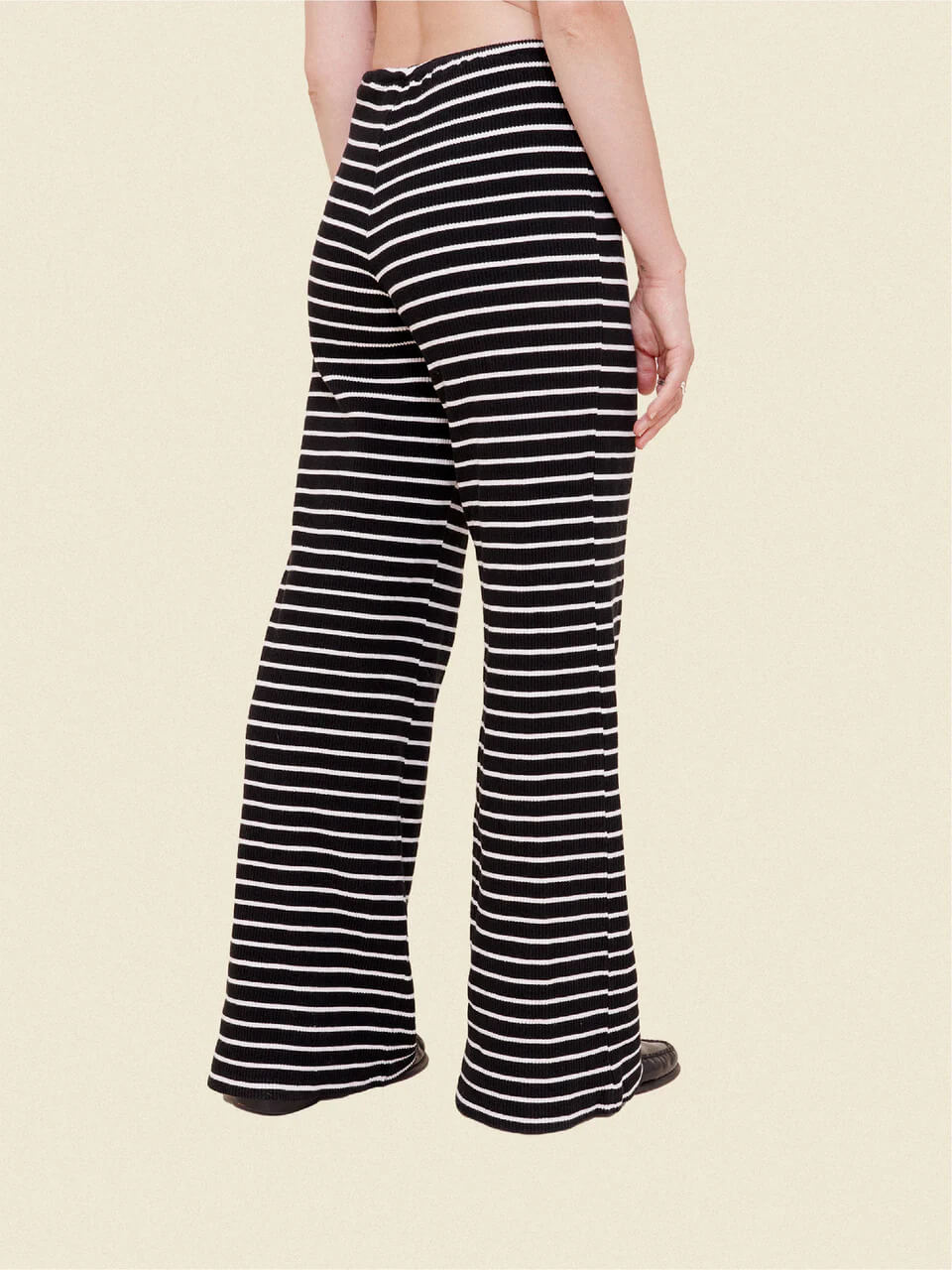 Café in Paris Lounge Pants